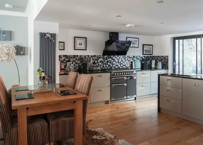 Boutique House Central Wells